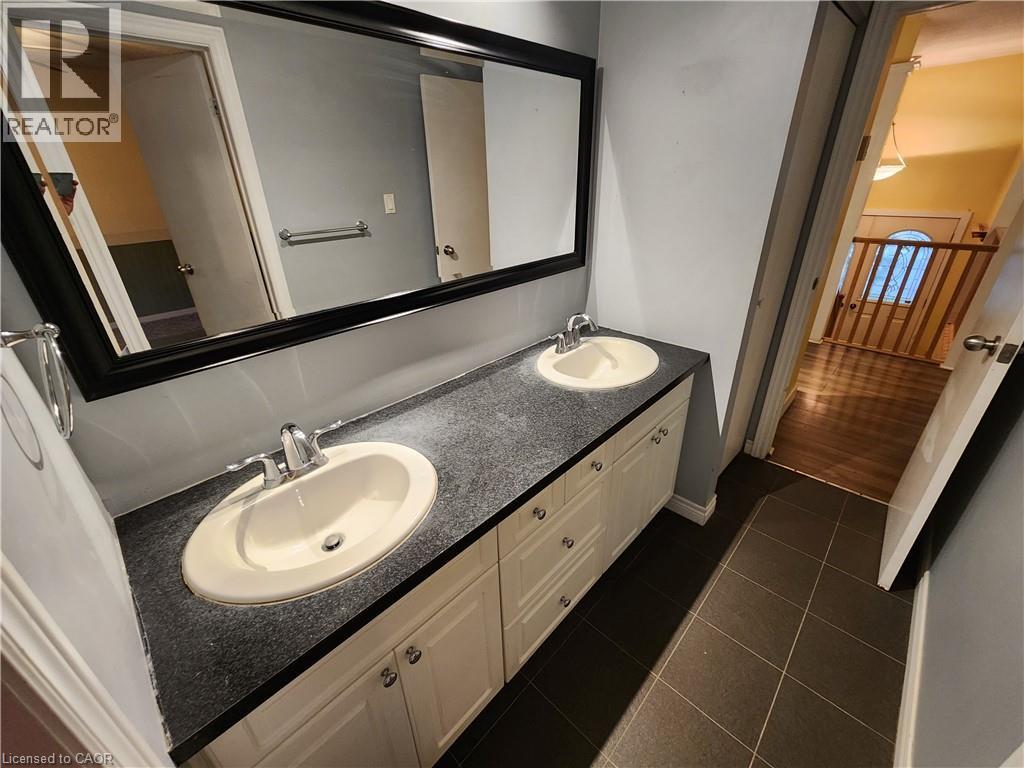 364 Lakeview Drive — photo 15