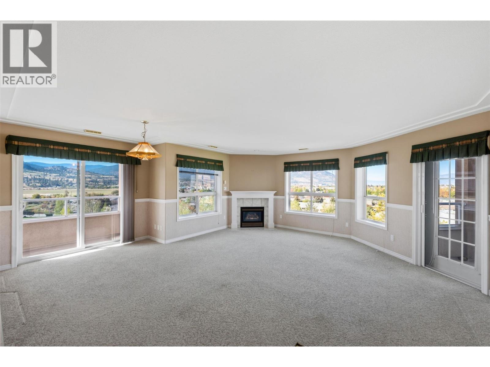 2255 ATKINSON Street Unit# 807, Penticton