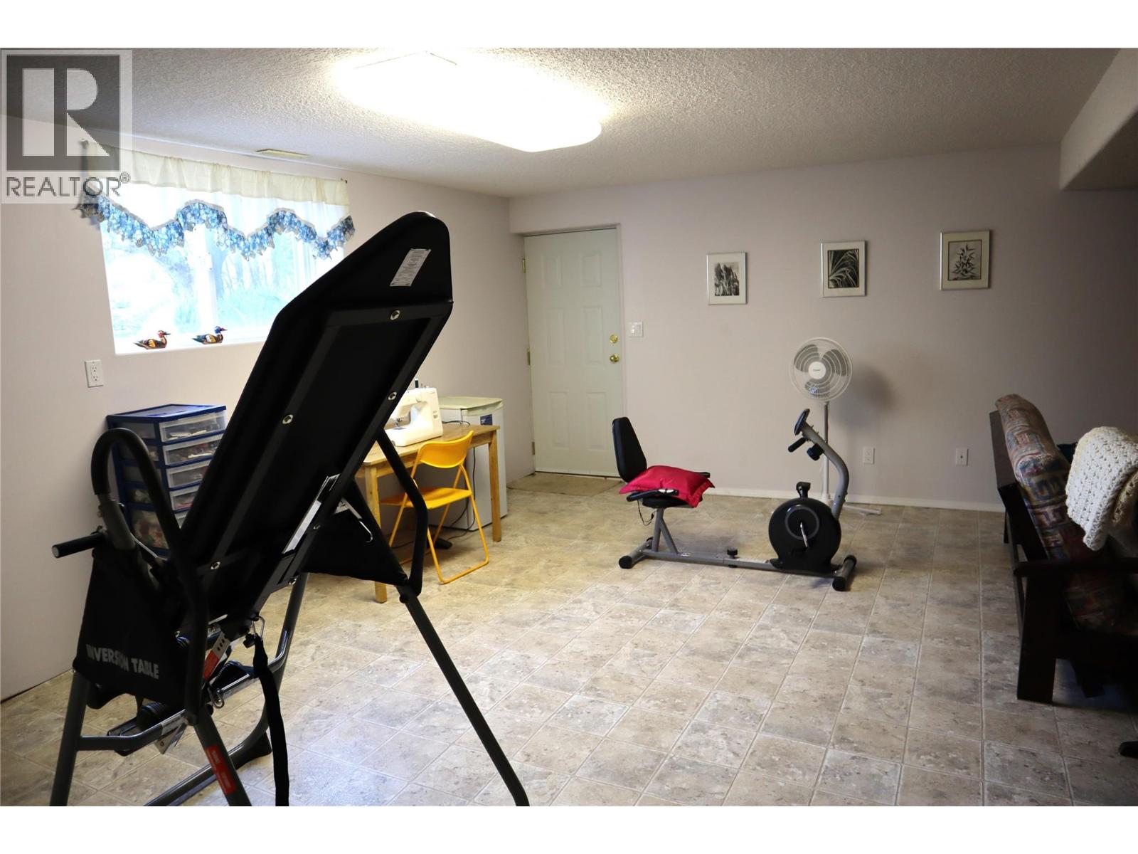 1233 Hook Drive - 16