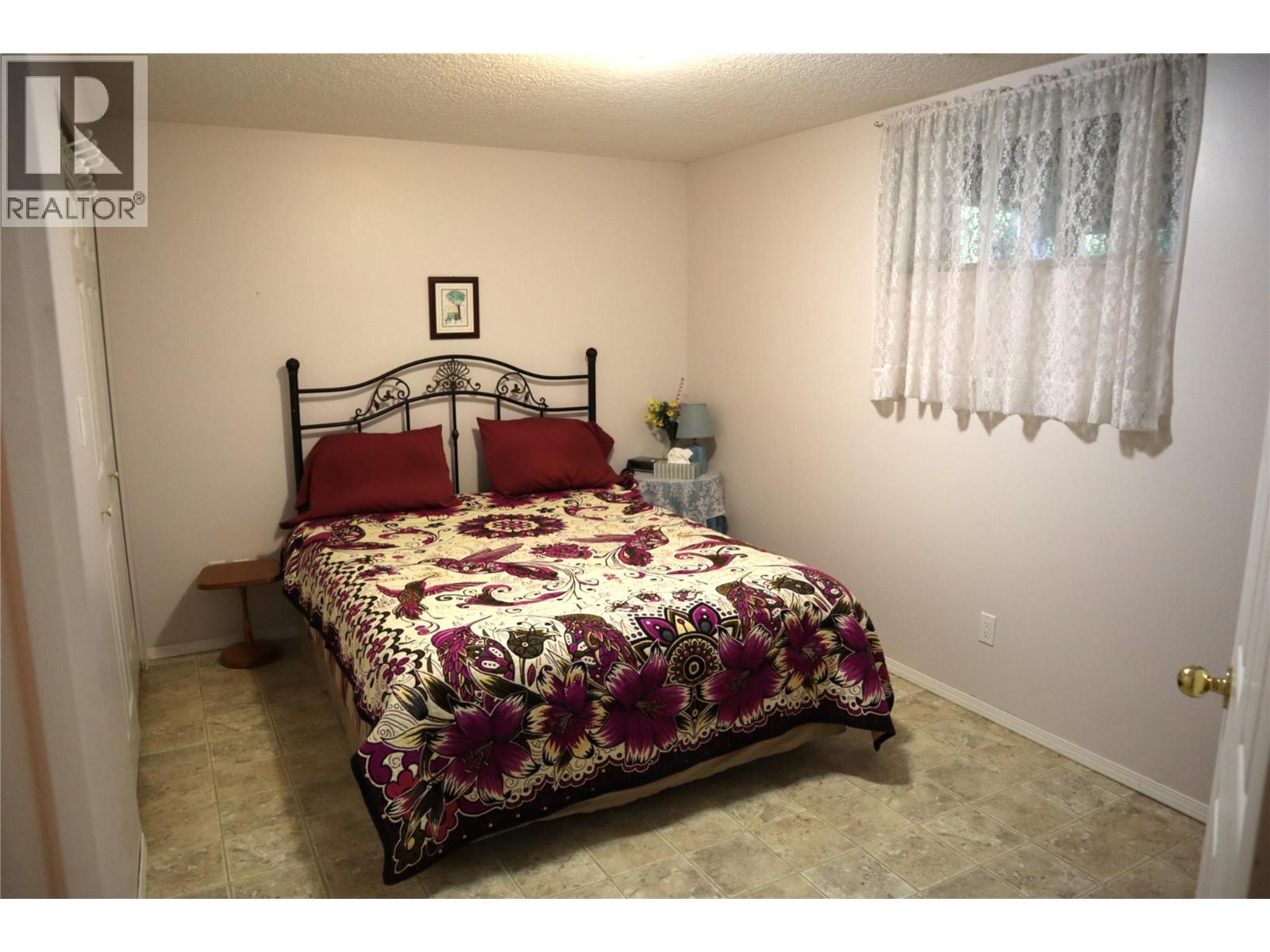 1233 Hook Drive, Kamloops
