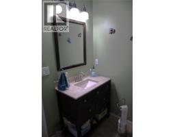 1233 Hook Drive, Kamloops, BC V2B7S8 Photo 14