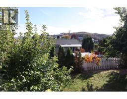 1233 Hook Drive, Kamloops, BC V2B7S8 Photo 30