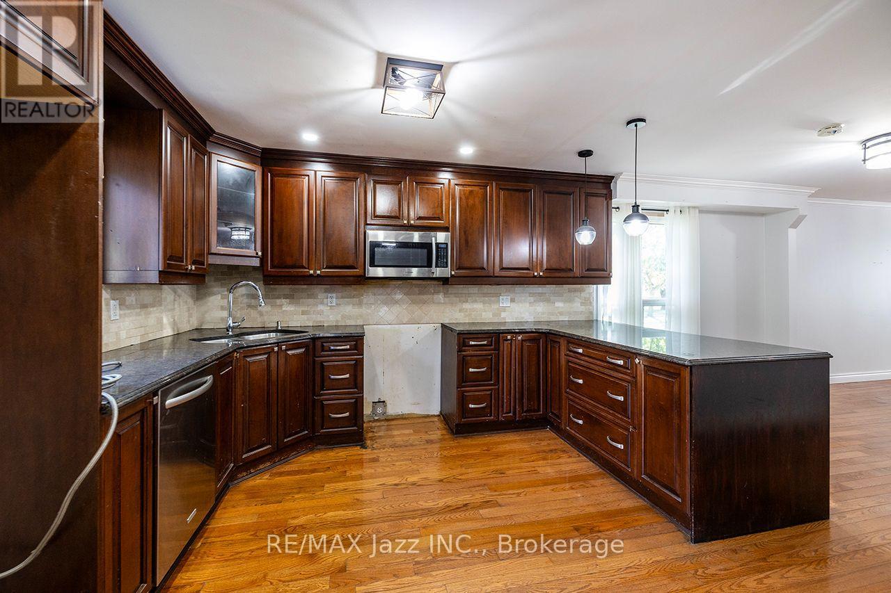 930 White Ash Drive, Whitby, ON photo 10