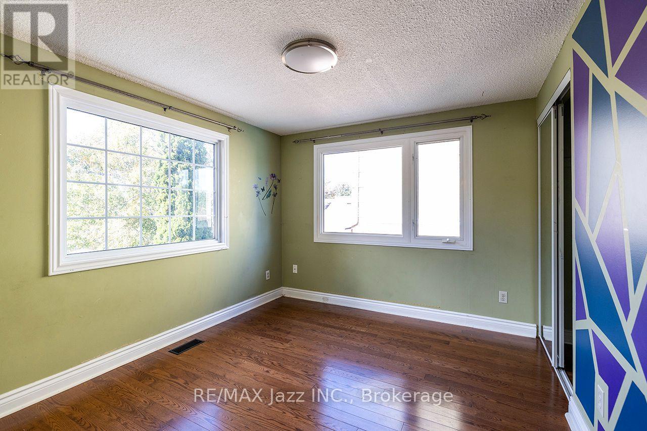 930 White Ash Drive, Whitby, ON photo 29