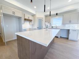 33 Falcon Drive, New Bothwell, MB R6M2E4 Photo 23