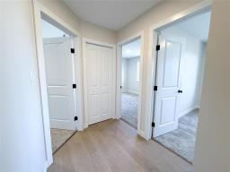 33 Falcon Drive, New Bothwell, MB R6M2E4 Photo 26