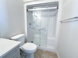 33 Falcon Drive, New Bothwell, MB R6M2E4 Photo 33