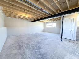 33 Falcon Drive, New Bothwell, MB R6M2E4 Photo 37