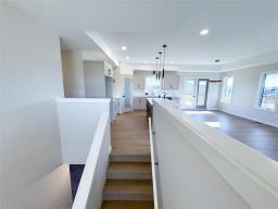 3pc Ensuite bath - 33 Falcon Drive, New Bothwell, MB R6M2E4 Photo 6