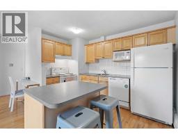 403, 222 5 Avenue NE - photo 3