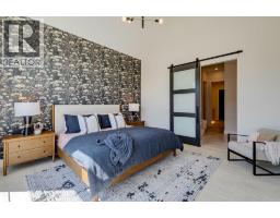 15 Normandy Lane Sw, Calgary, AB T3E7K1 Photo 19