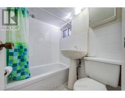 756 Euclid Avenue, Toronto, ON M6G2V2 Photo 25