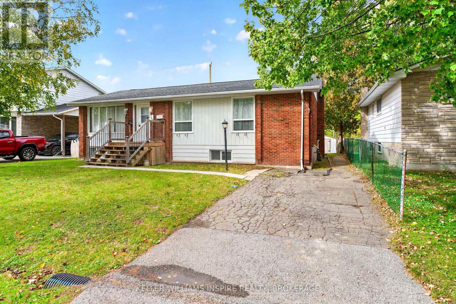 740 DEMPSTER DRIVE - 2