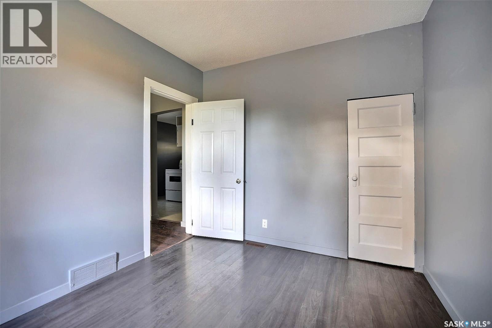 952 Robinson STREET, Regina — photo 12