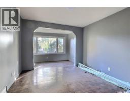 952 Robinson Street, Regina, SK S4T2M5 Photo 7