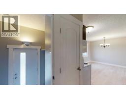Bedroom - 4 Mcleod Street, Fort Mcmurray, AB T9H1Z5 Photo 6