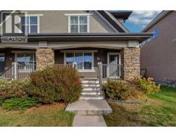 427 Mahogany Boulevard SE - photo 3