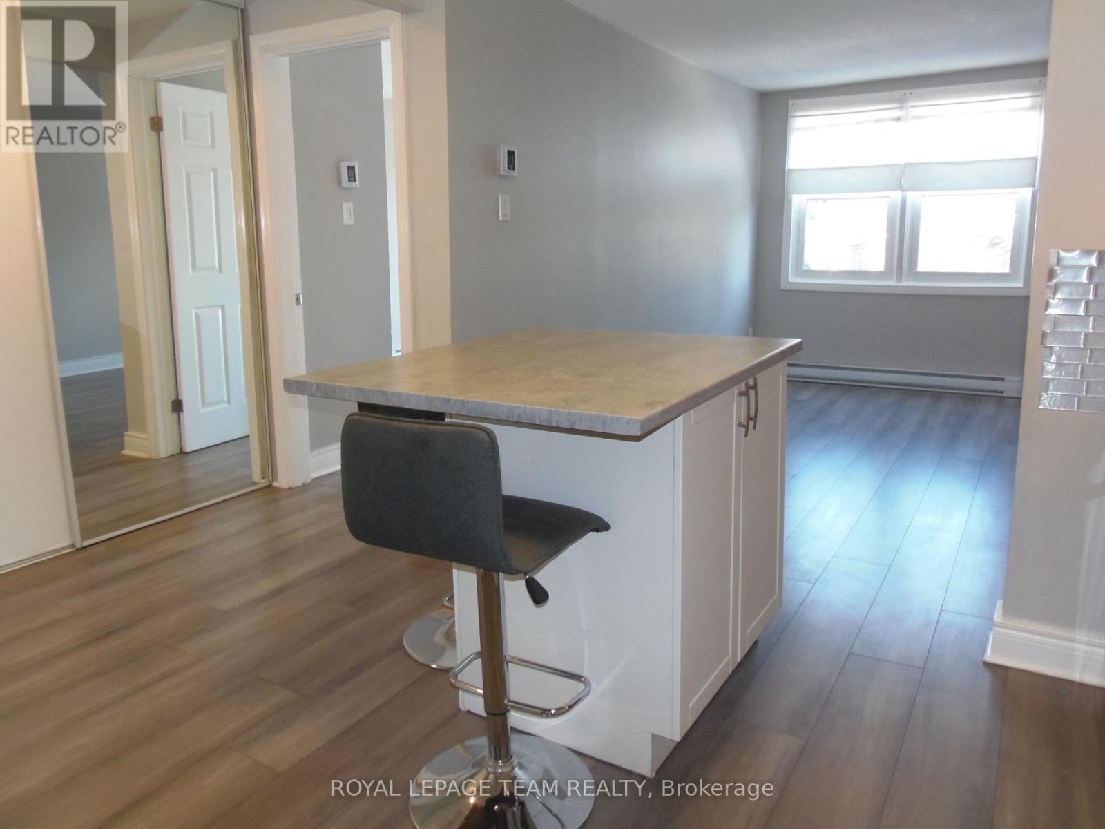 UNIT 2 - 44 SPADINA AVENUE, Ottawa — photo 6