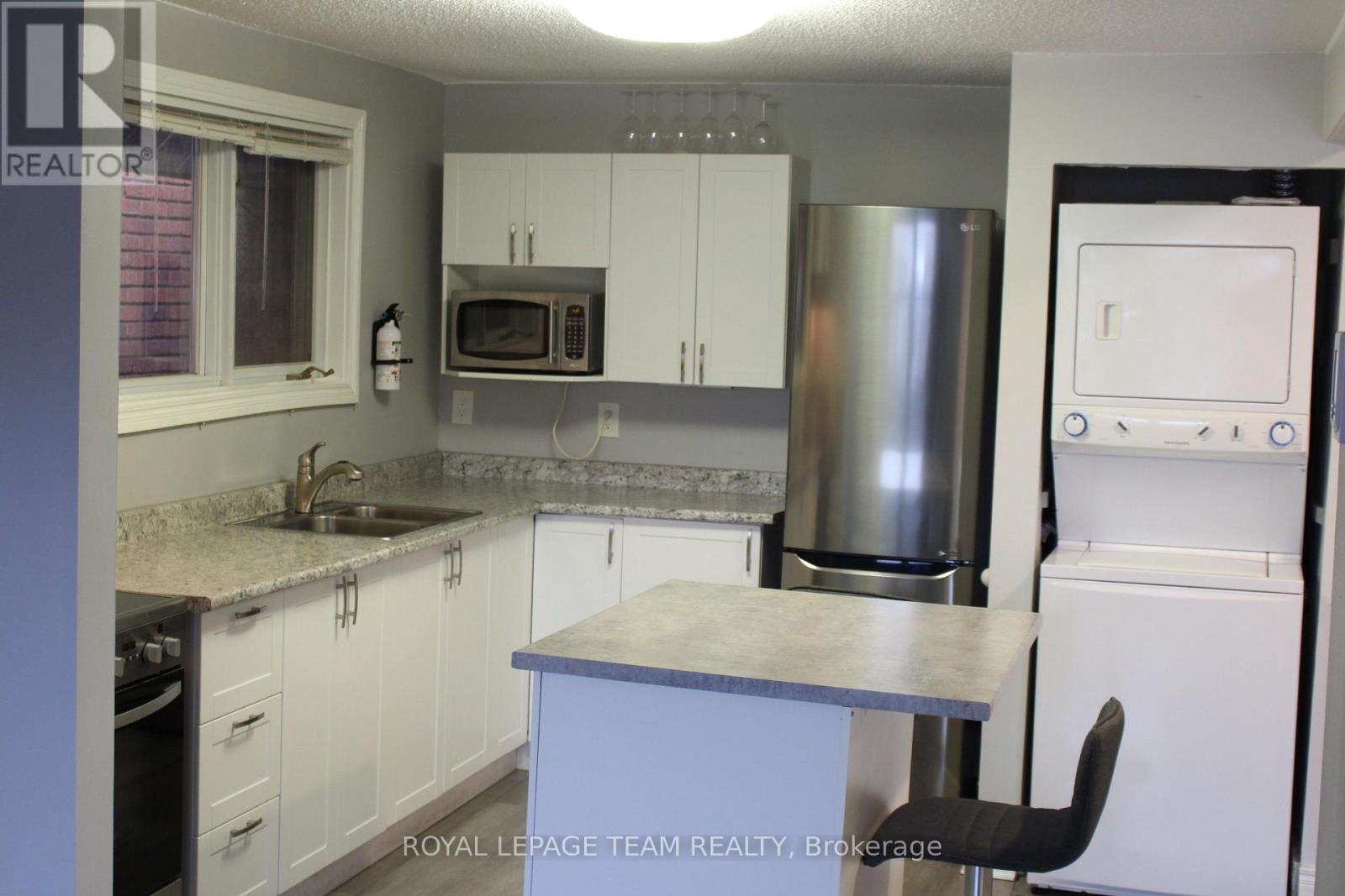 UNIT 2 - 44 SPADINA AVENUE, Ottawa — photo 8