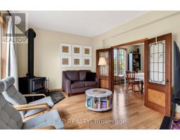2266 Pettit Road, Fort Erie, ON L2A5M4 Photo 13