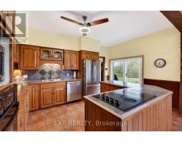 2266 Pettit Road, Fort Erie, ON L2A5M4 Photo 23