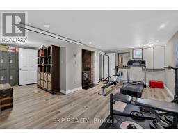 2266 Pettit Road, Fort Erie, ON L2A5M4 Photo 33