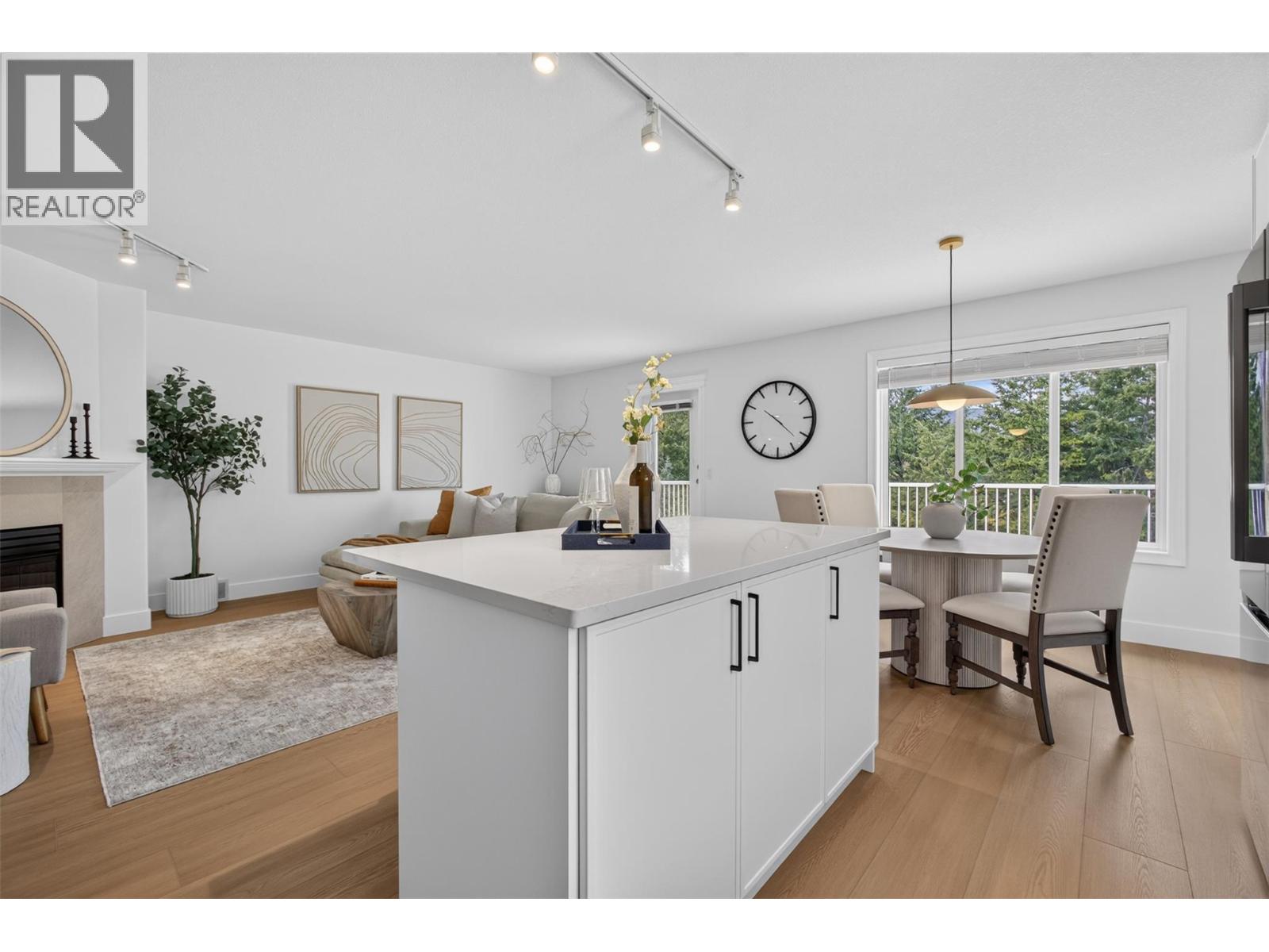 330 Woodwind Court, Kelowna