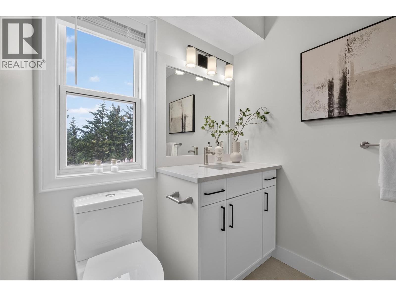 330 Woodwind Court, Kelowna