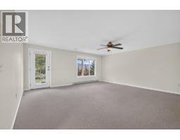 330 Woodwind Court, Kelowna, BC V1V2L3 Photo 32