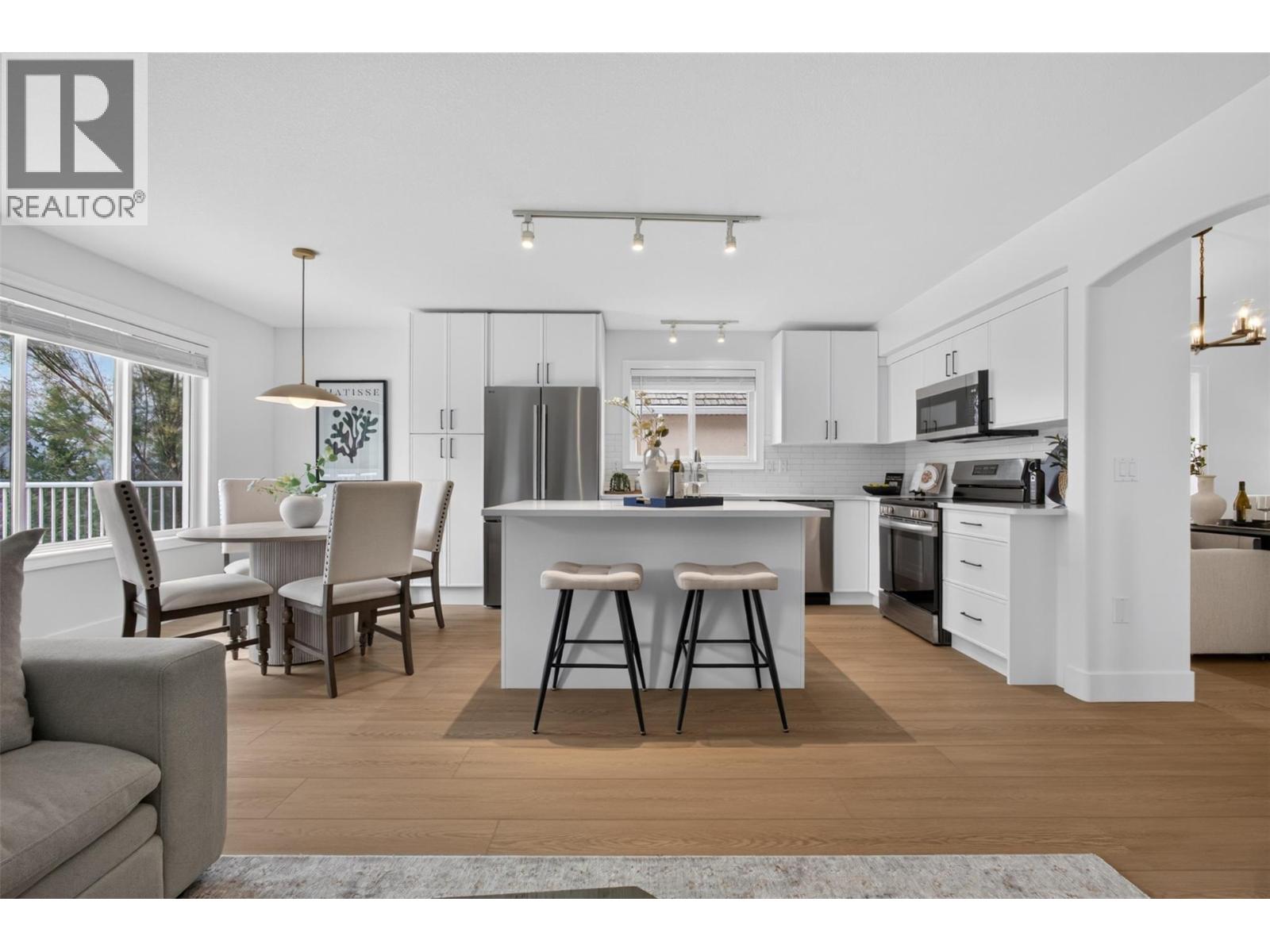 330 Woodwind Court, Kelowna