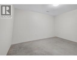 330 Woodwind Court, Kelowna, BC V1V2L3 Photo 44