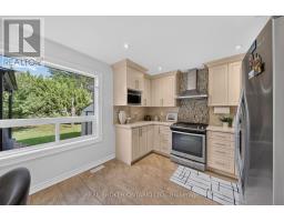 Bedroom 2 - 63 Eric Clarke Drive, Whitby, ON L1R2H6 Photo 7