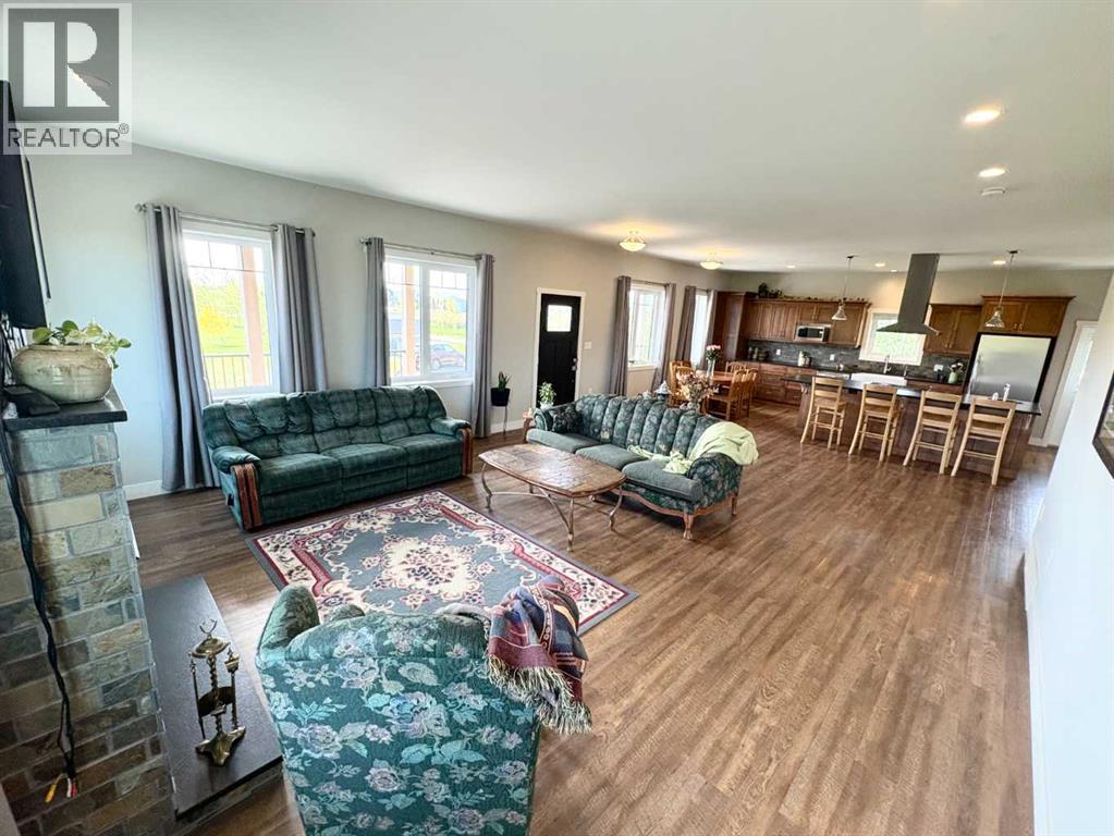 77, 210044 Highway 512 - Image 8