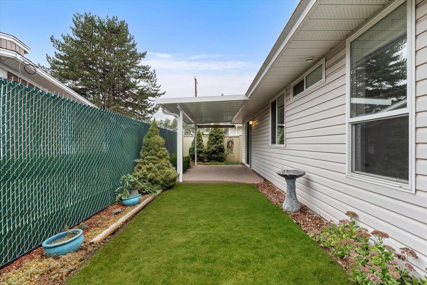 Photo of 11 6336 TYSON ROAD, Sardis South 18