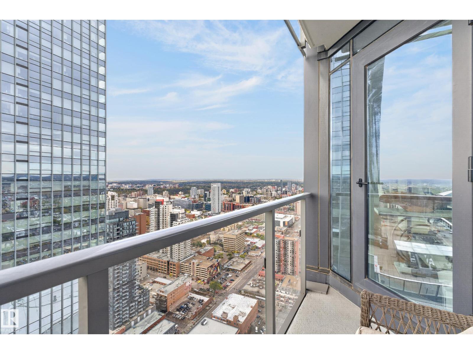 #4206 10360 102 ST NW - 61