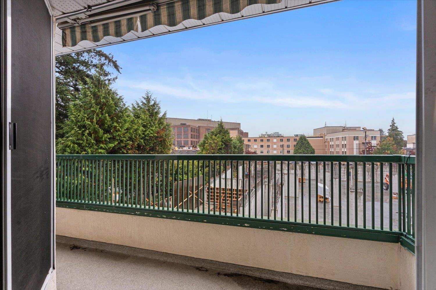Photo of 205 45604 BRETT AVENUE, Chilliwack Proper West 25