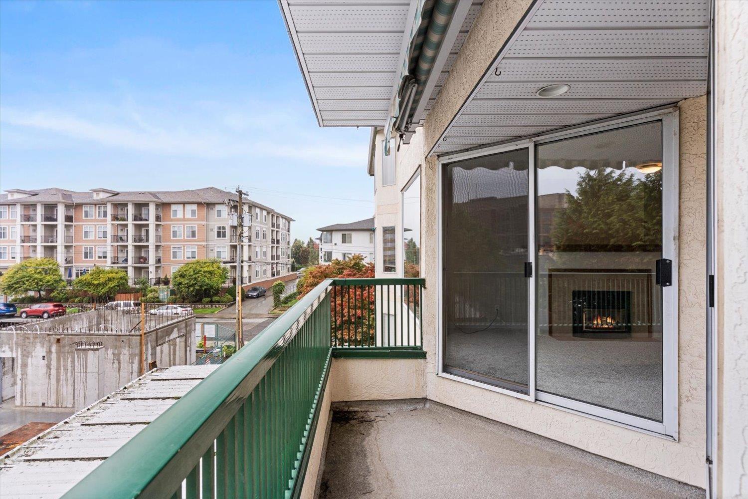 Photo of 205 45604 BRETT AVENUE, Chilliwack Proper West 31