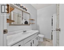 2606 14 Avenue SE - photo 13