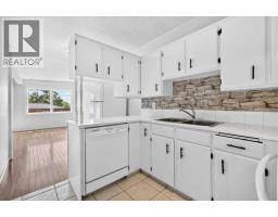 2606 14 Avenue SE - photo 9