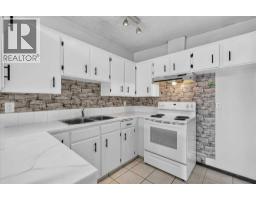 2606 14 Avenue SE - photo 7