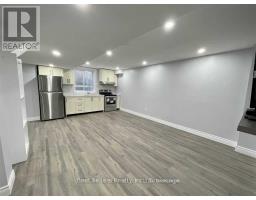 Bsmt - 32 Stephanie Avenue, Brampton, ON L6Y0R8 Photo 10