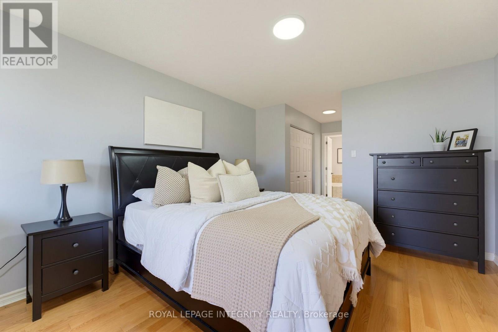20 MERLIN STREET - 20