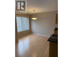 2pc Bathroom - 18 Sierra Avenue Sw, Medicine Hat, AB T1B0A5 Photo 6