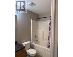 18 Sierra Avenue Sw, Medicine Hat, AB T1B0A5 Photo 13