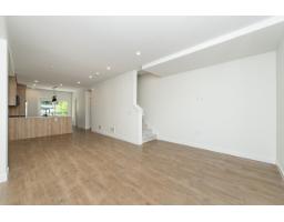 9 10527 155 Street, Surrey, BC V3R0S1 Photo 9