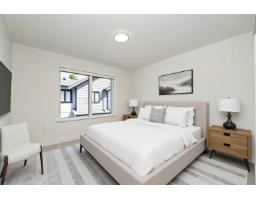 9 10527 155 Street, Surrey, BC V3R0S1 Photo 6