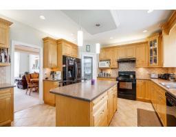 13053 96a Avenue, Surrey, BC V3T5N3 Photo 8