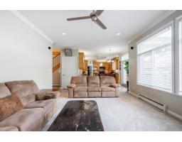 13053 96a Avenue, Surrey, BC V3T5N3 Photo 13