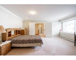 13053 96a Avenue, Surrey, BC V3T5N3 Photo 21