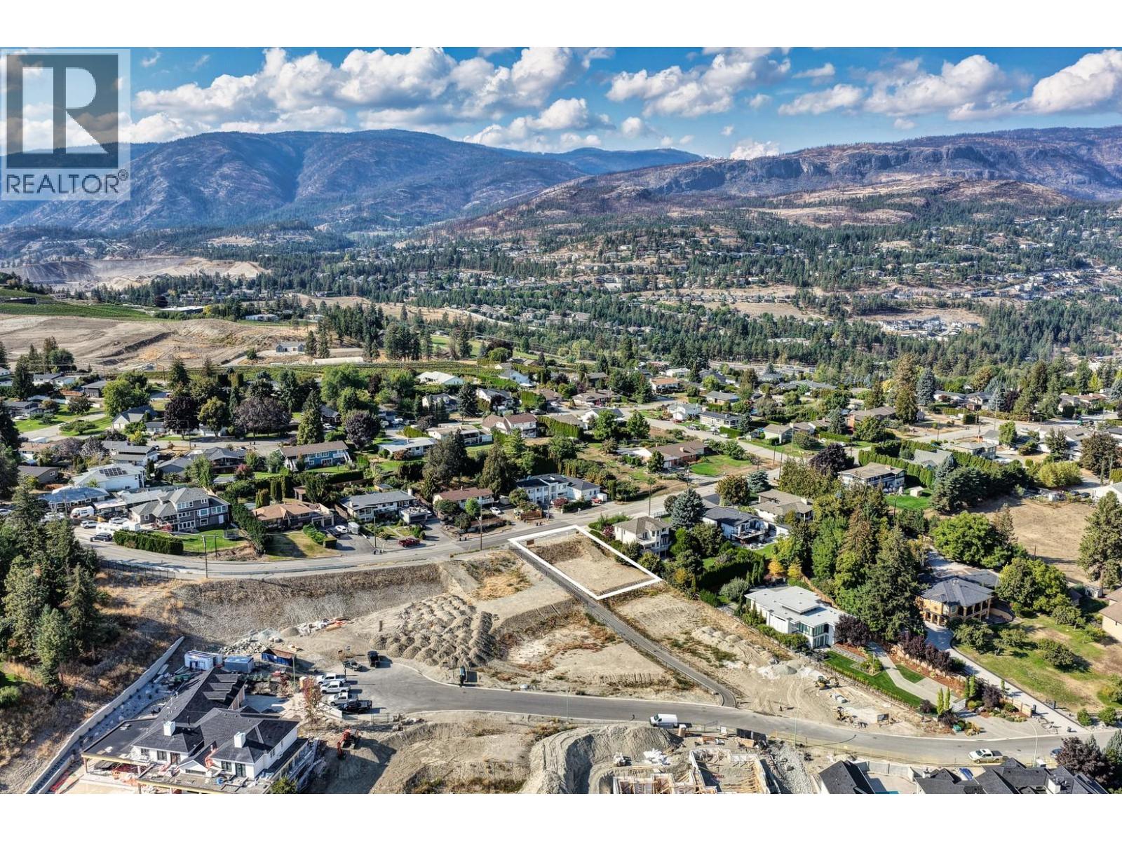 2347 Thacker Drive, West Kelowna